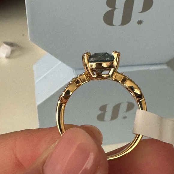 ✨ Eternal Balance Ring – London Blue Sapphire Ice Crystal ✨ - Picture 10 of 11